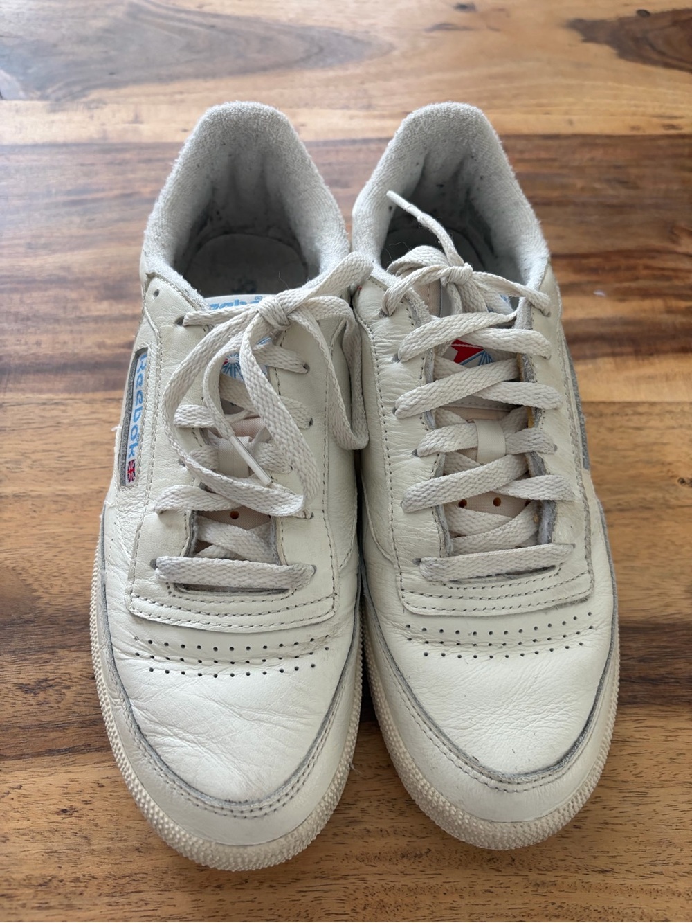 Reebok vintage club C tennis shoes- ‘85- Women’s 9.5